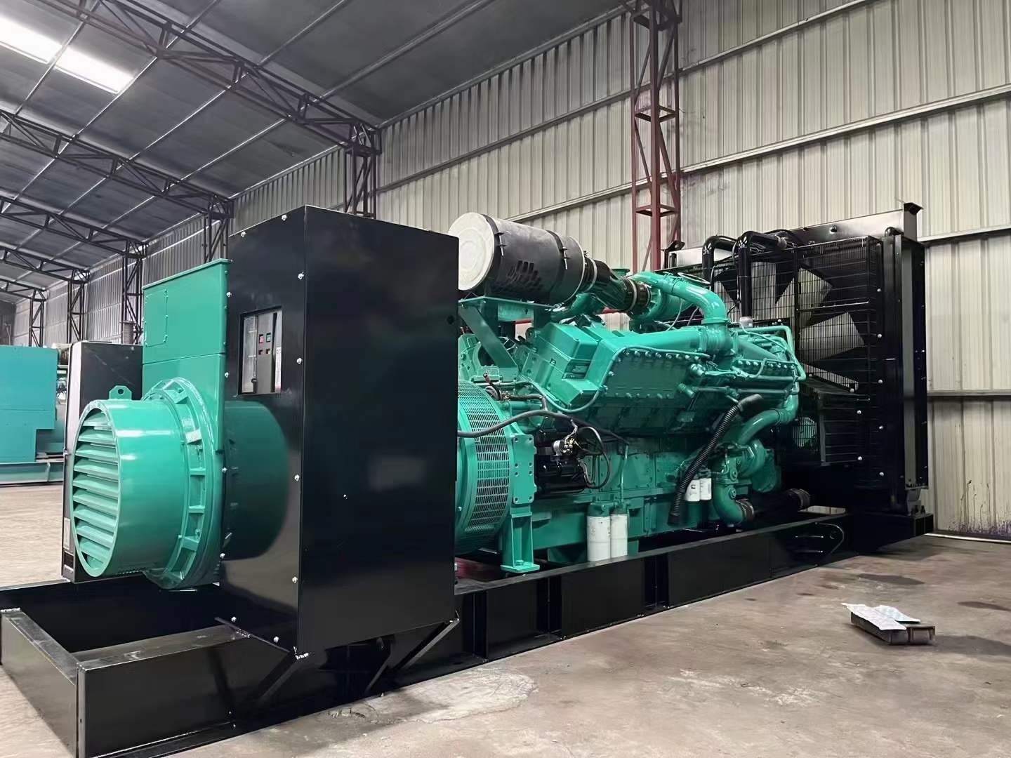 信丰如何降低 800kW 柴油发电机输出电流的波动？