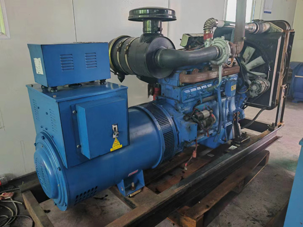 信丰100kW柴油发电机组使用多级机油有哪些优缺点？